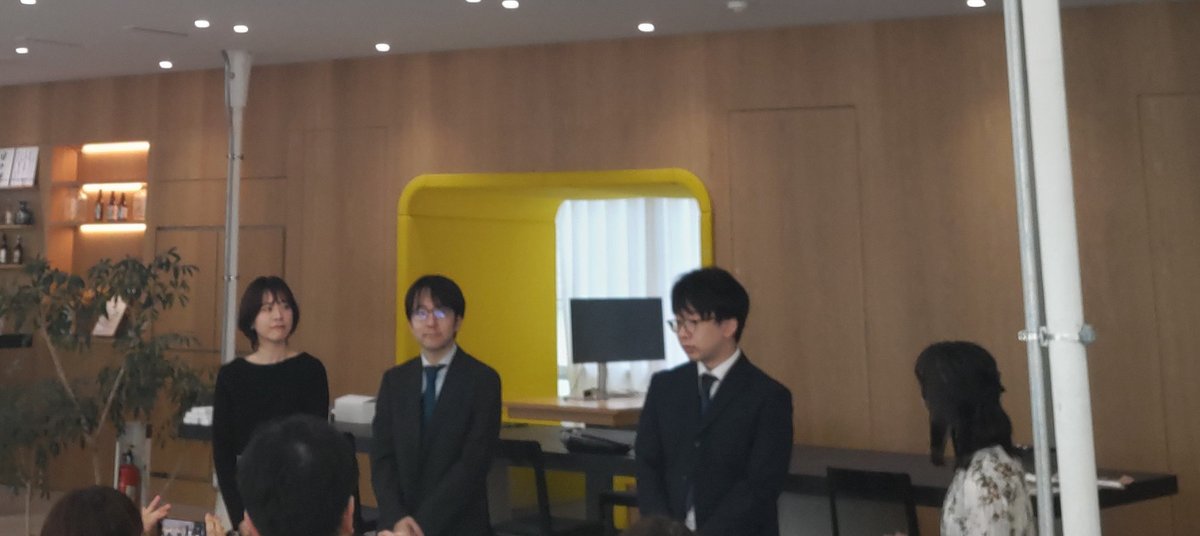 室谷-永世竜王(豚キムチ) tweet media