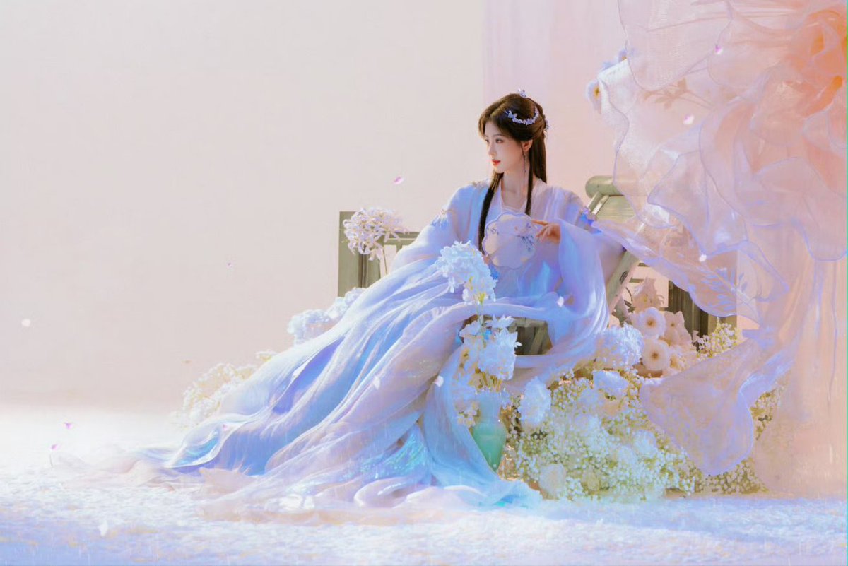 lulu_luyuxiao tweet picture