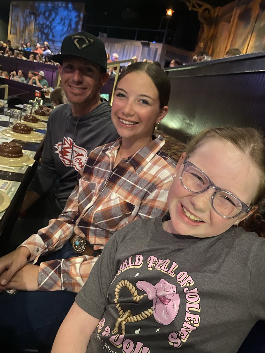 Lacie Reinsch tweet media