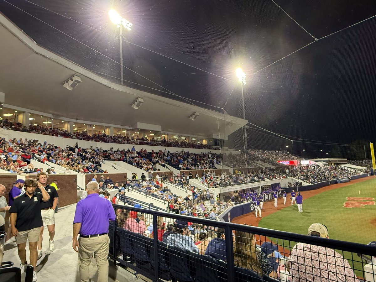 Brad Logan tweet media