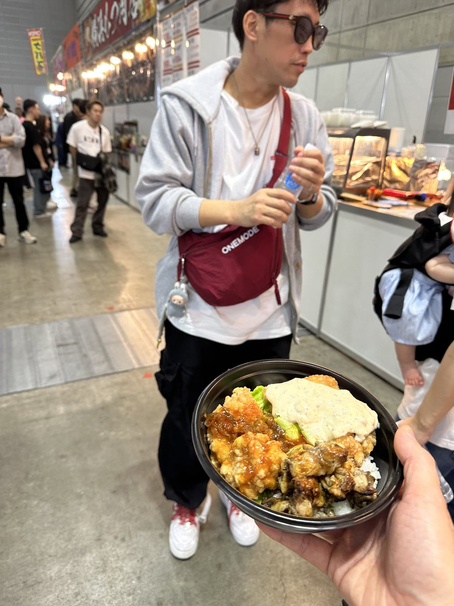 まえひら しん tweet media