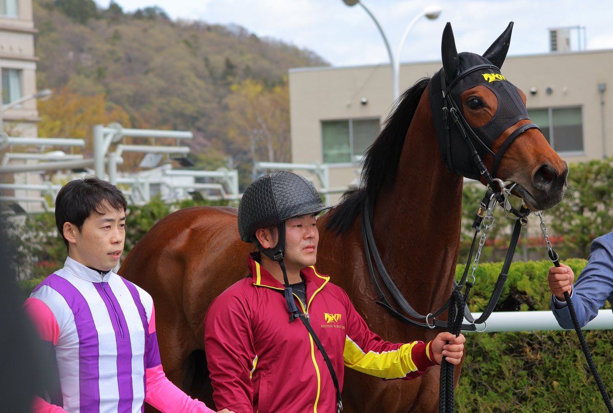 nop_rr29's tweet photo. 2026/04/11
福島 3R 3歳未勝利
 ♡サフランルージュ♡野中悠太郎騎手
 #サフランルージュ
 #野中悠太郎 騎手 https://t.co/w5ixOXFkA7