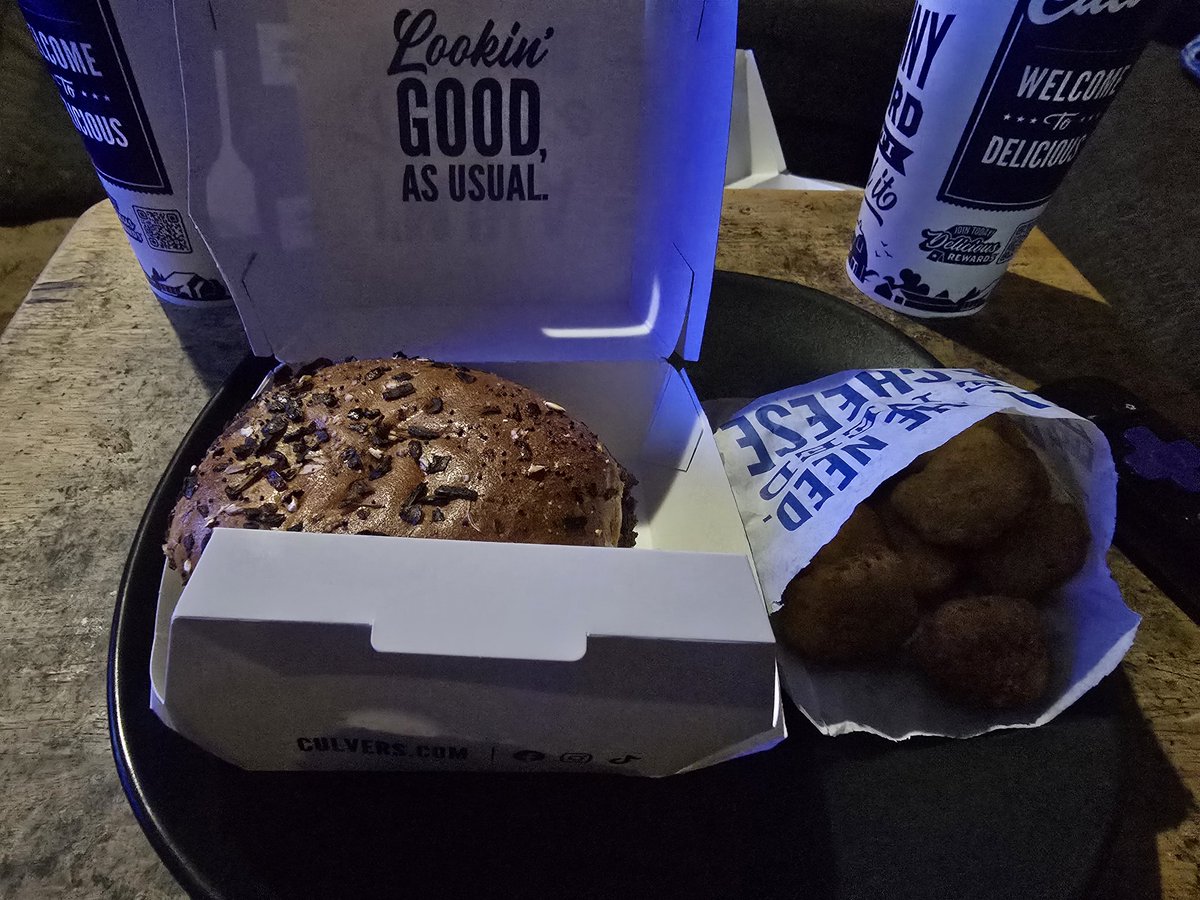 Merrybreak STREAM OYOME💙HOLIC 🎼🕯🐦‍⬛ tweet media