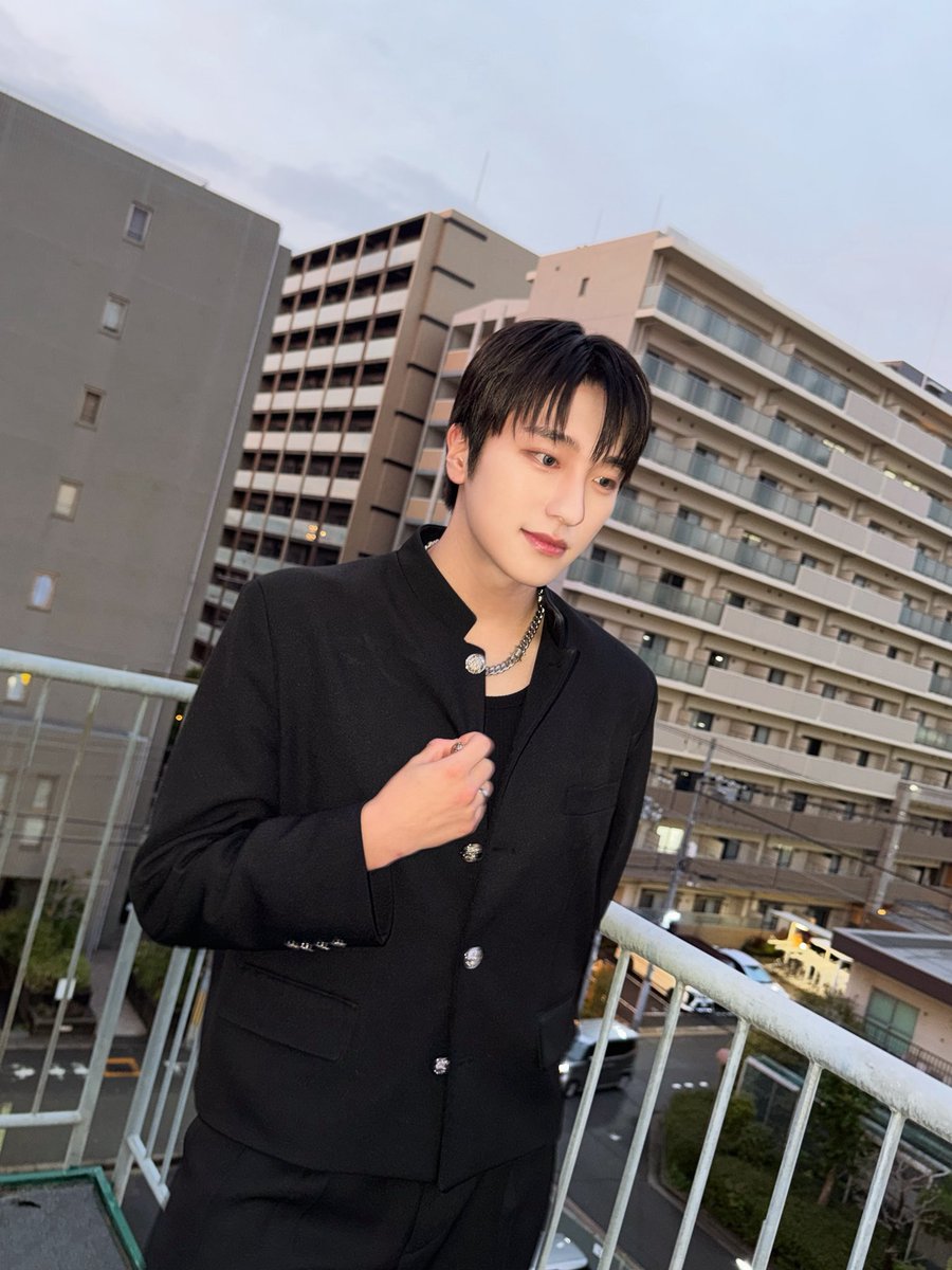 OmegaX_members's tweet photo. [#OX]

2번째 단추는 포애기에게 줄게🫶

#OMEGA_X #오메가엑스
#세빈 #SEBIN https://t.co/OJGOL5m6uH