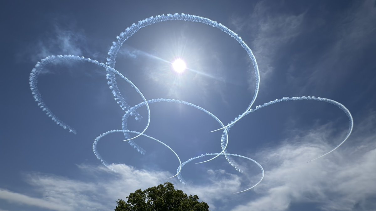 𝐤𝐮𝐦𝐚𝐥𝐞𝐦𝐨𝐧☆ tweet media