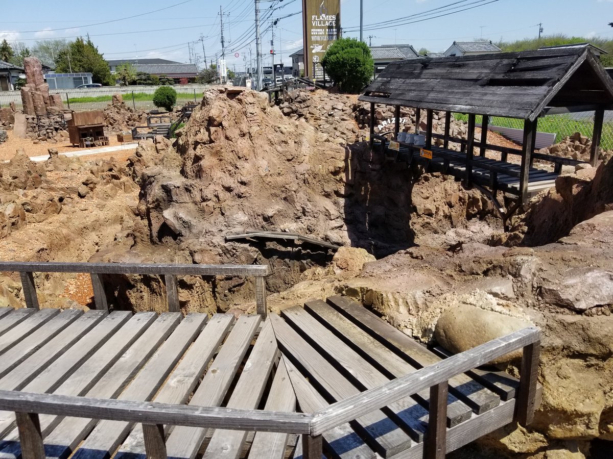 littlecraft4x4's tweet image. 明日まで走り放題キャンペーン実施中🚙💨
1日走り放題で2,500円(税込)
今日は天気も良く気温も高いので気持ち良く楽しめそうです🎵

ミニ四駆のセールも開催しています✨
現金▶️10%OFF
クレジット▶️5%OFF
ご来店お待ちしております🏠
#リトルクラフト #クローラーパーク #RC #crawler #キャンペーン