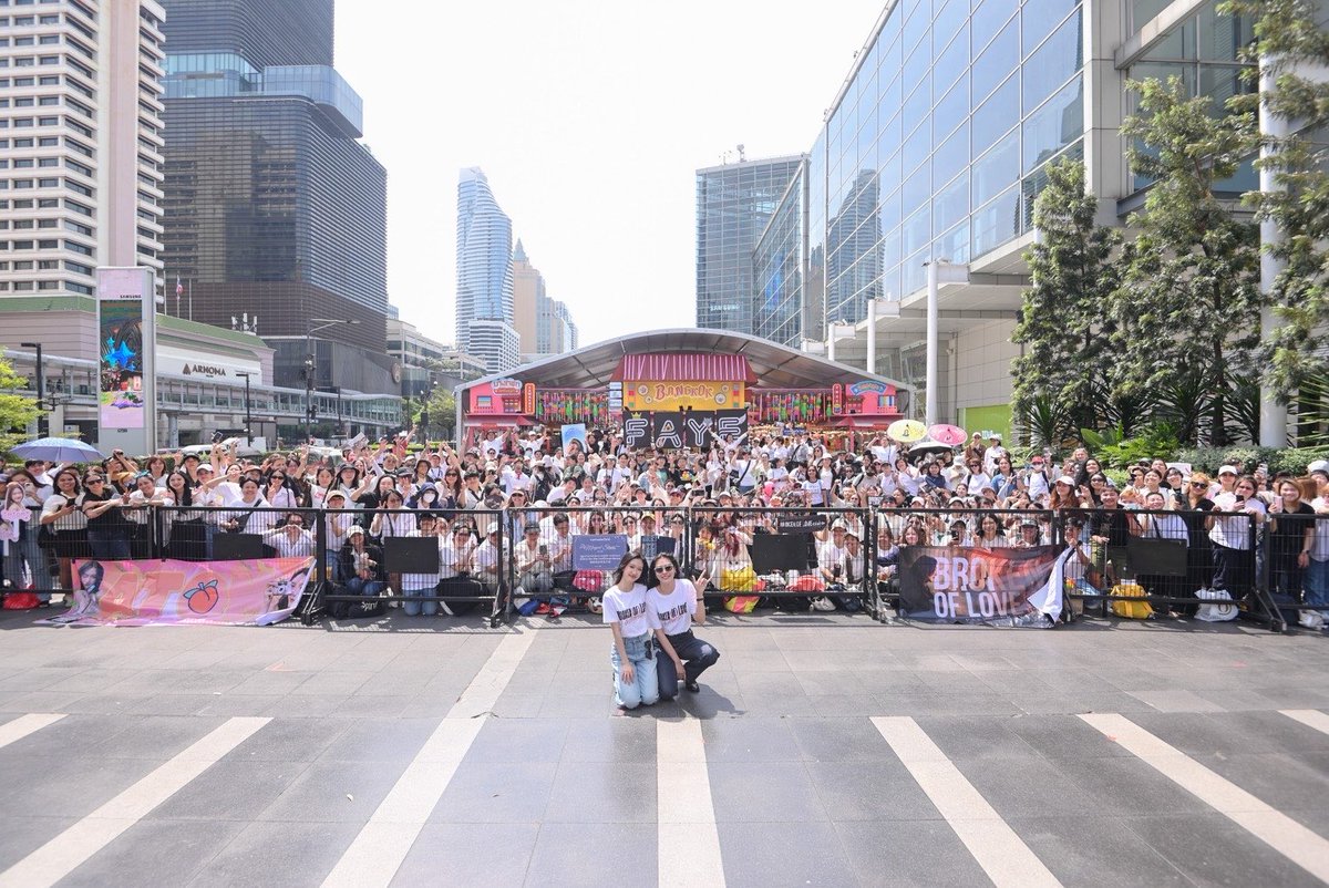 Deepest gratitude to FayeMily for the endless trust and for never giving up on Faye. To every fan from Thailand to China and beyond—thank you for holding her hand and showering her with love. We are stronger together. 💛🌻

#FayePeraya