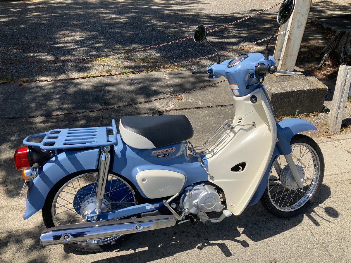 AAkasyu's tweet photo. すげぇー良い天気！
散歩に行こう！ https://t.co/grlc4uH0Y0