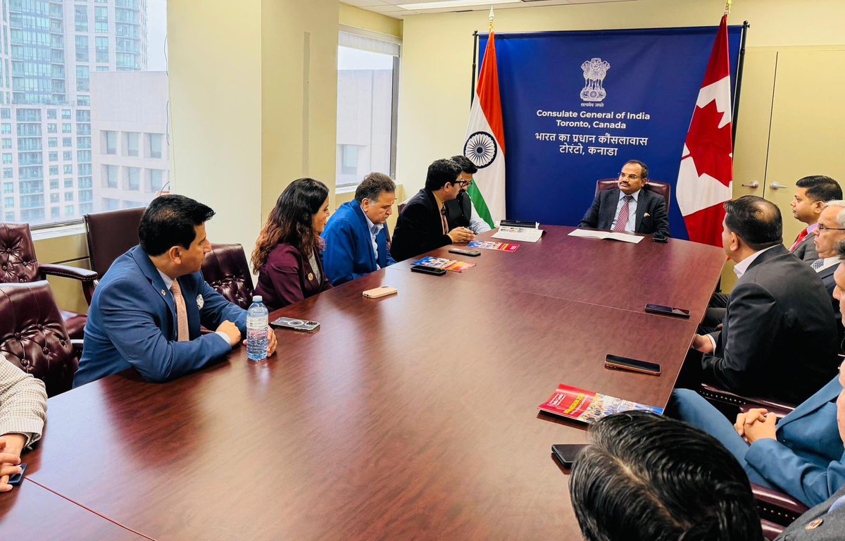 IndiainToronto's tweet photo. President and Board Members of Indo-Canada Chamber of Commerce (ICCC) met Consul General @MahavirSinghvii and briefed him on ICCC’s recent trade Mission to India. They also exchanged ideas on ongoing initiatives of ICCC. Consul General shared his vision for deeper engagement, stronger institutional partnerships and enhanced trade facilitation to strengthen India-Canada economic relations.

@HCI_Ottawa @MEAIndia @IndianDiplomacy @DoC_GoI @IndoCanadaCC