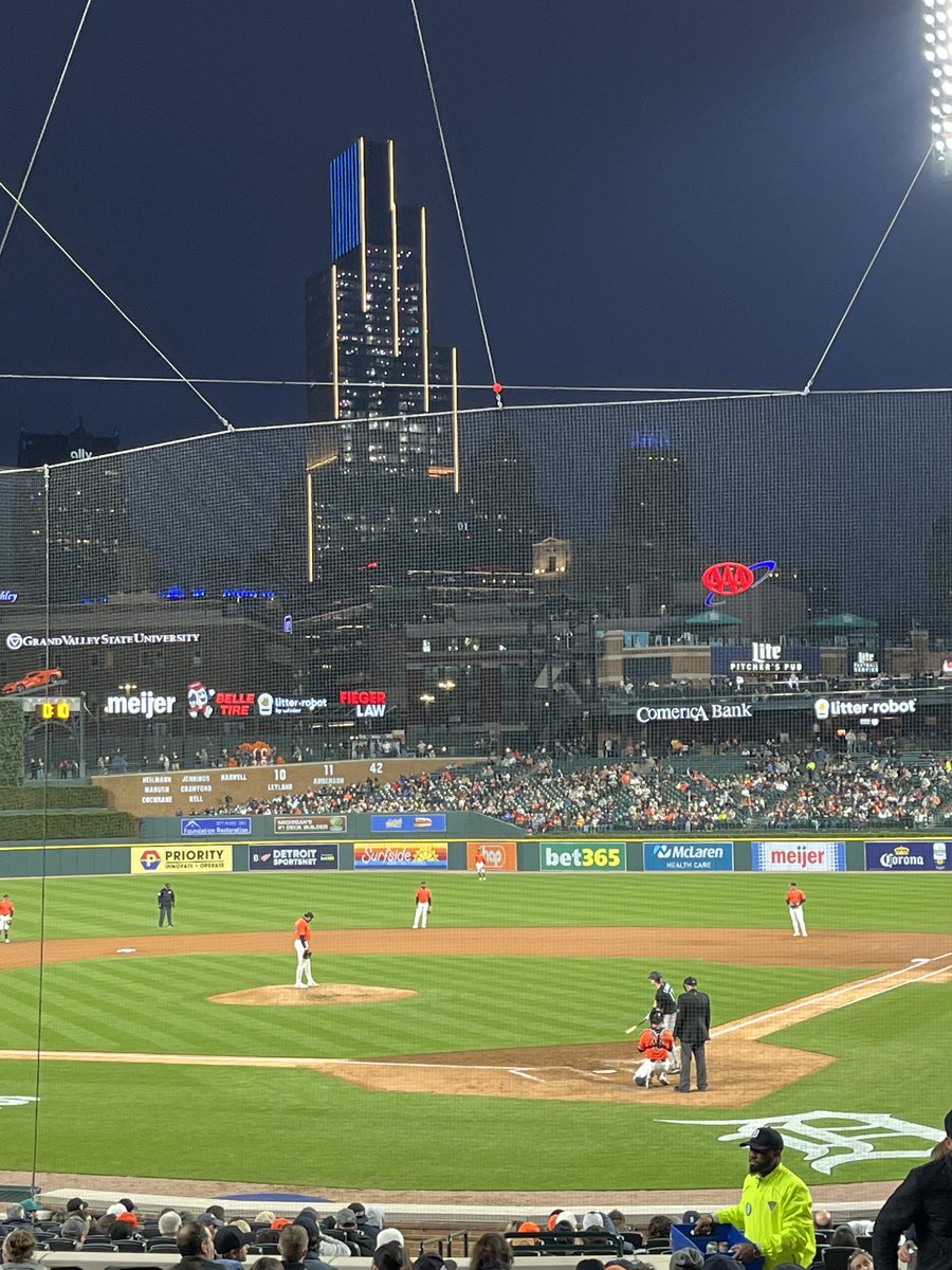 Mitch Lutzke tweet media