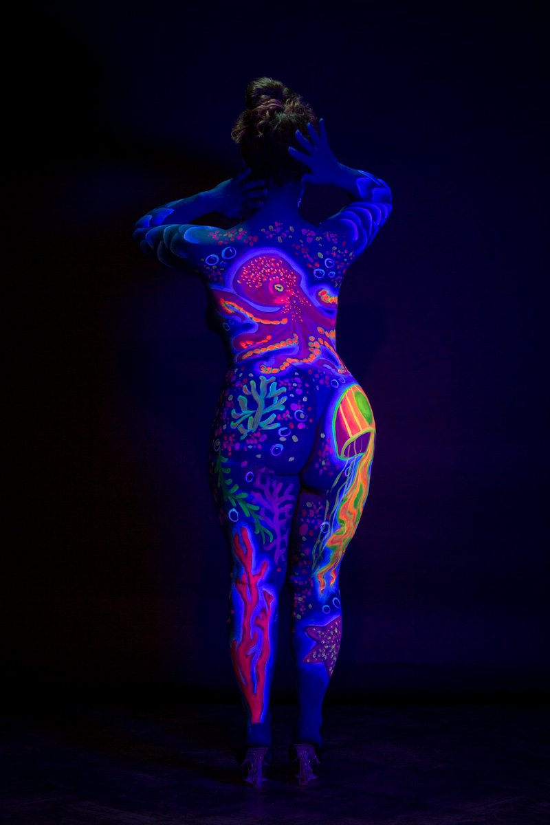 BlairWillosCDMX's tweet image. 🐙El kraken no pide permiso para existir…
simplemente surge.
Salvaje, profundo, inevitable.
Quizá por eso, cuando lo ves… algo en ti despierta. 🌌
#CreativeBodyArt #VibrantColors #megabody #Marprofundo ✨