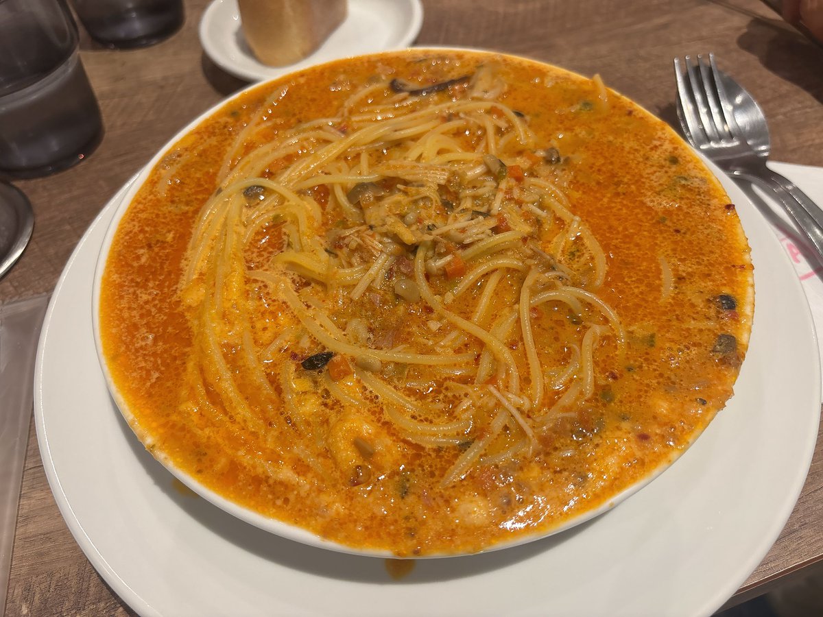 えりーな tweet media