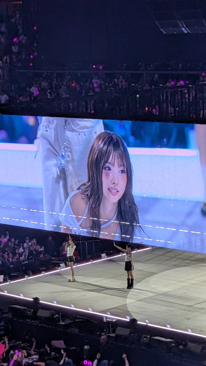 cassidy two 🌸 tweet media