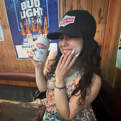 NotFreakyNat's tweet photo. I was one Happy Dad 😌
#NewProfilePic https://t.co/EvRnfTbHKW