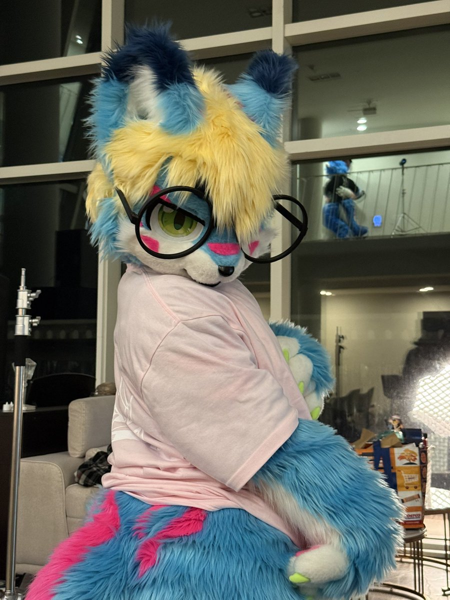 림 / リム🔜 🍈 tweet media