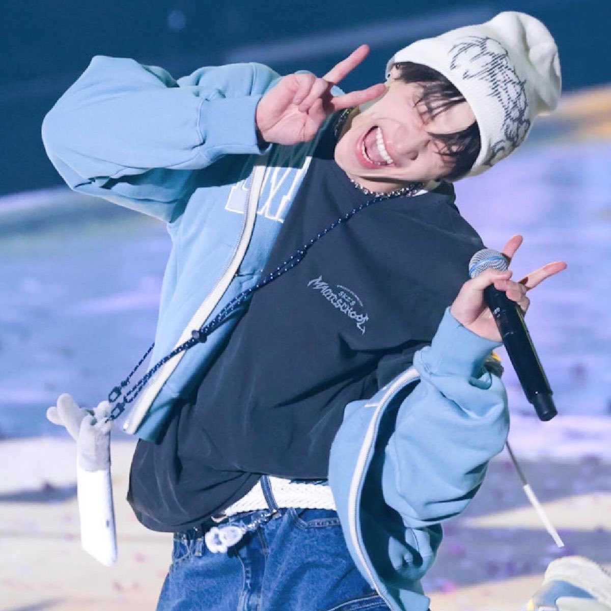 wlfiechans's tweet photo. what do yall even know about babygirl bang chan https://t.co/Wu9u3Iw3qH
