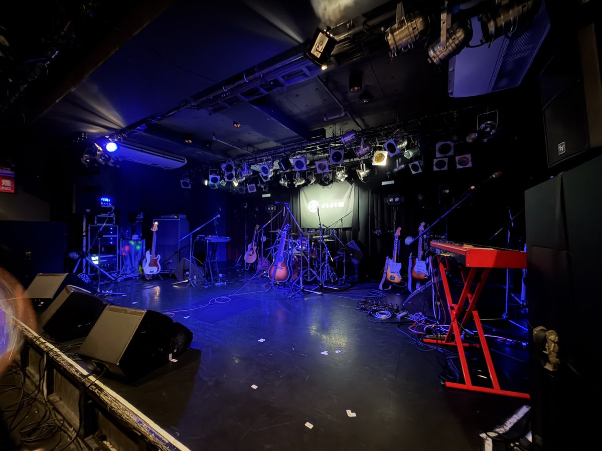 kbs_kabosu's tweet image. 今とても気持ちがいい
ライブの翌日にこんなに気持ち良く仕事できるなんて初めてかもしれない
ライブは沢山経験してきたけれどこれまでのとは何か別の感覚
何がそんなに特別だったのかはわからない

だけどすごく爽快で何かふわふわする
#パーカーズ #Chef’sそして #JIJIM 最高のライブをありがとう!