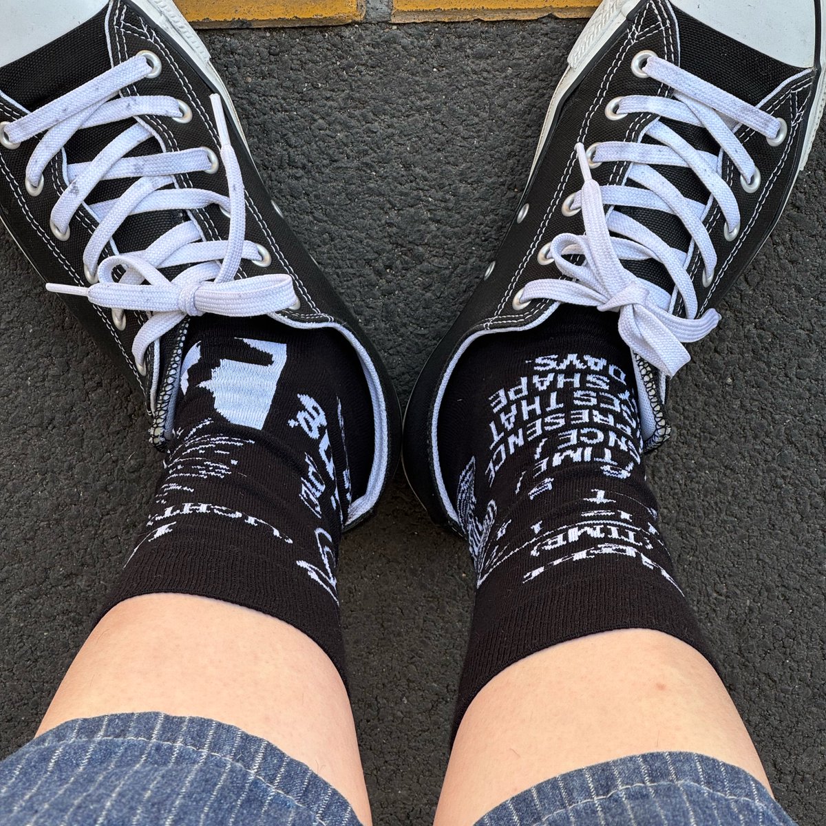 しんÿä tweet media