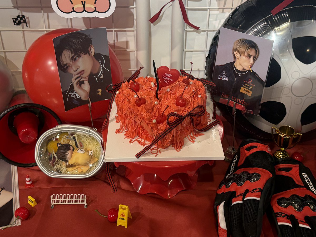 HBD_SUNWOO's tweet photo. 🎂𝟐𝟕𝐭𝐡 𝐒𝐔𝐍𝐖𝐎𝐎 𝐁𝐈𝐑𝐓𝐇𝐃𝐀𝐘 𝐂𝐀𝐅𝐄 𝐄𝐕𝐄𝐍𝐓🏎️

#멈추지않을_선우를_응원해
#DONTSTOP_SUNWOO

🏎️ 2일차 오픈 💨💨💨

#TBZ #THEBOYZ #SUNWOO
#더보이즈 #선우 https://t.co/Xg4B1DtHrk