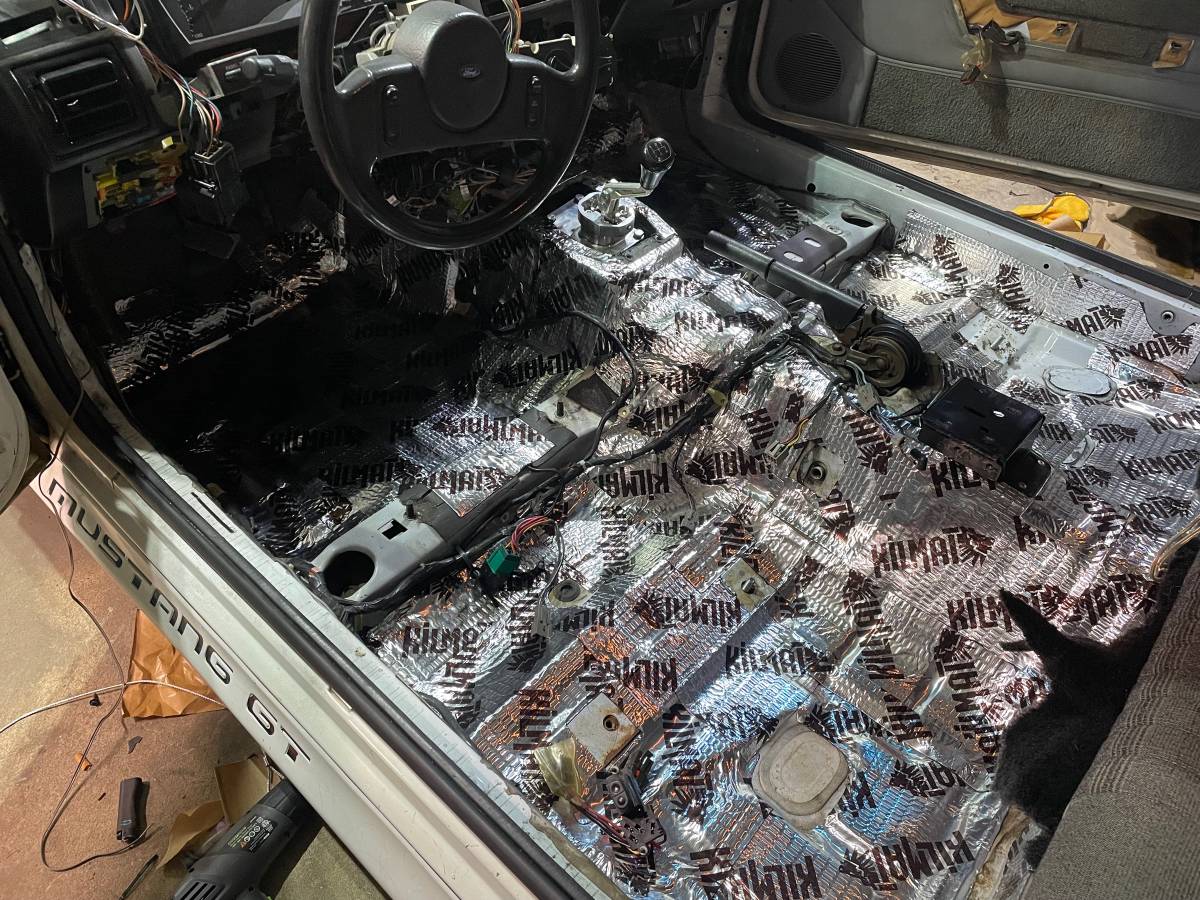 drivertodriver's tweet image. 1988 Ford Mustang GT: Built Motor, Heavily Modified, 450hp 5.7L Naturally Aspirated V8, RWD, Manual. drivertodriver.com/car/-OGw_sKj4L…