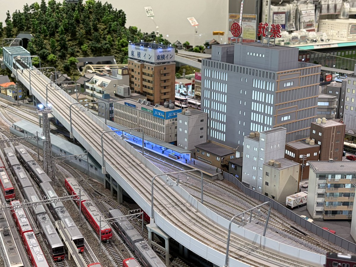 よんまる赤とんぼ tweet media