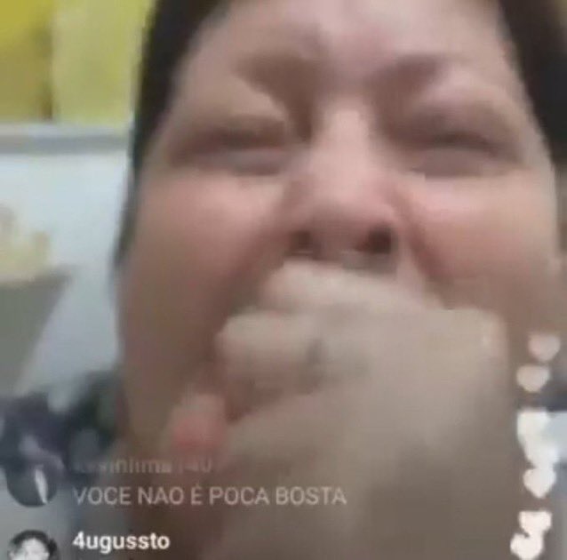 o katseye começando o show no coachella com PINKY UP MDS