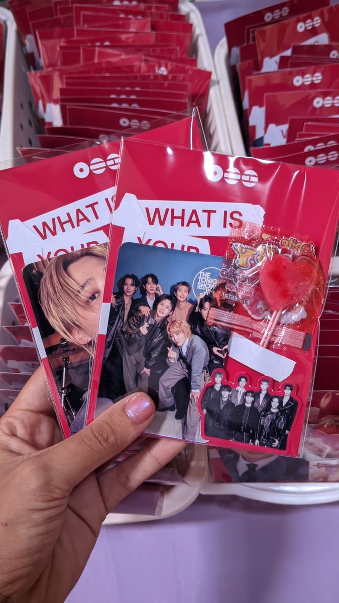 natália VAI VER O BTS ⦿ ☰ ☲ 🪭 tweet media