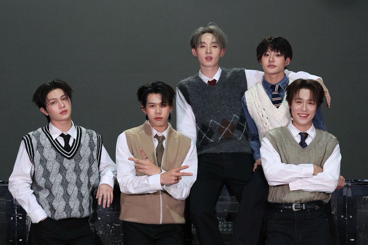 Blanche ˚₊‧꒰ა ♡ ໒꒱ ‧₊˚ tweet media