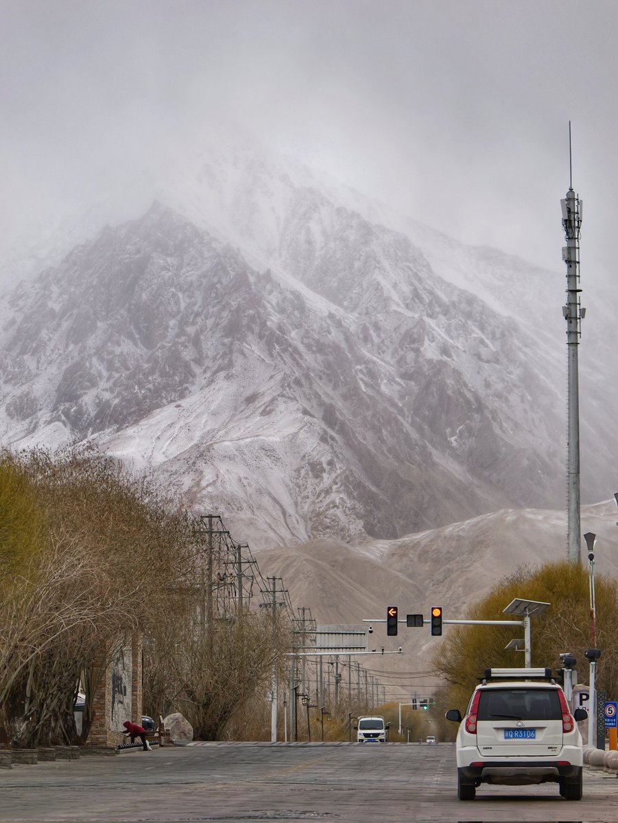 Daniel Dumbrill tweet media