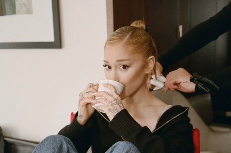 𝖠𝗎𝗋𝖺; ❀. tweet media