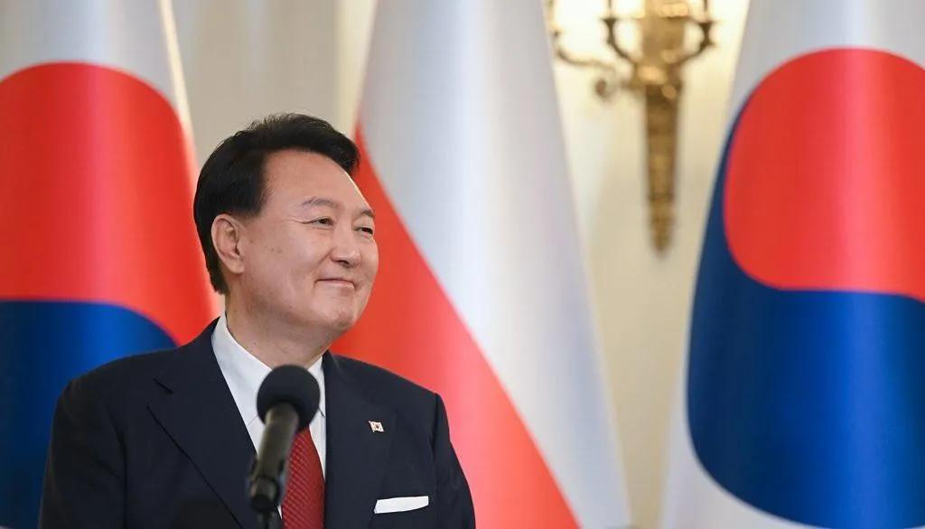 自由の声(자유의 목소리) tweet media