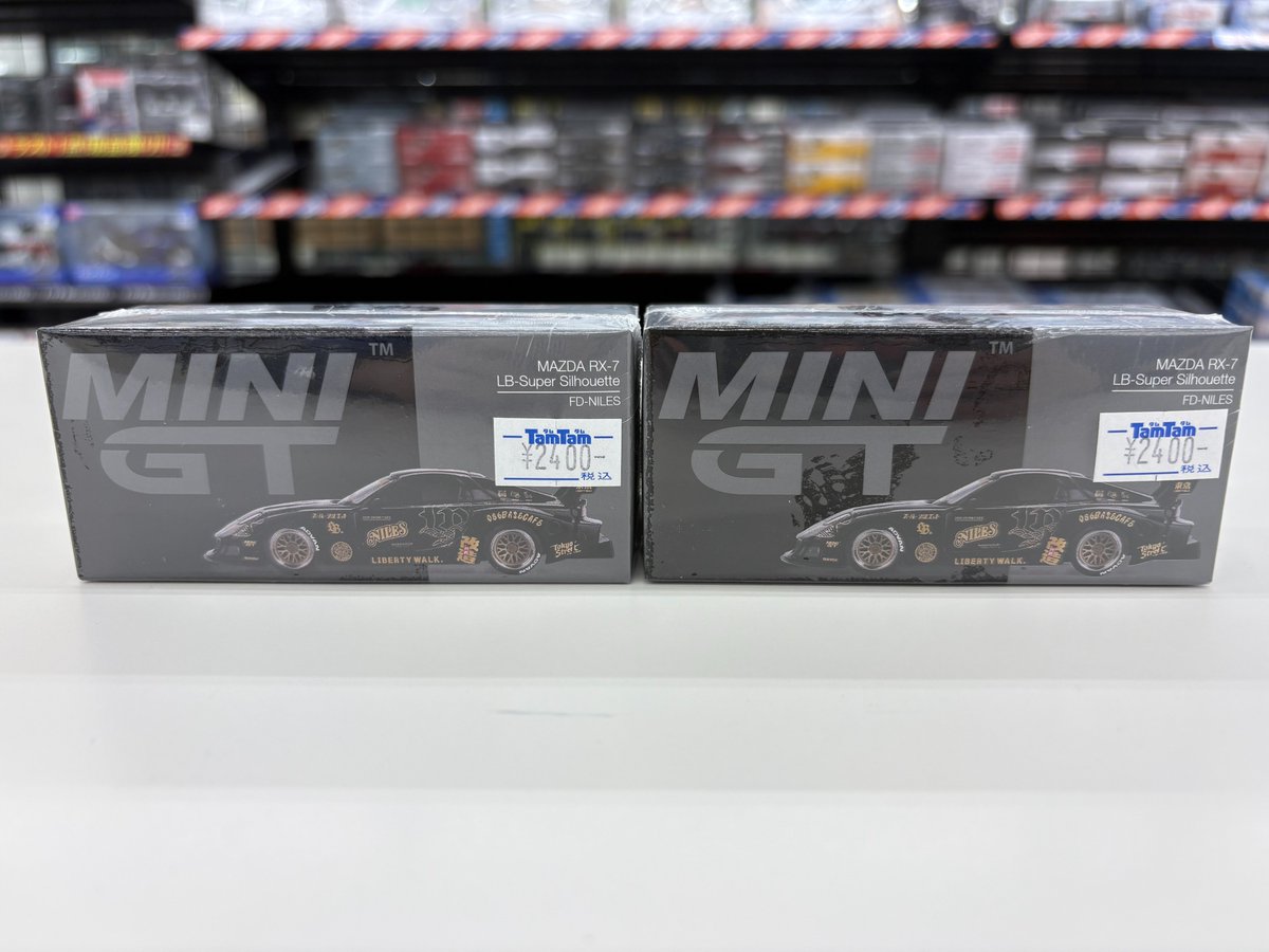 tammatsuyama's tweet image. 商品入荷情報☆彡

マツダ RX-7 LB-Super Silhouette FD-NILES 右ハンドル
タムタム価格￥2,400(税込)

ぜひ、お求めください(^^)/

＃ミニカー　＃MINIGT　＃RX7　#タムタム松山店　＃タムタム創業50周年