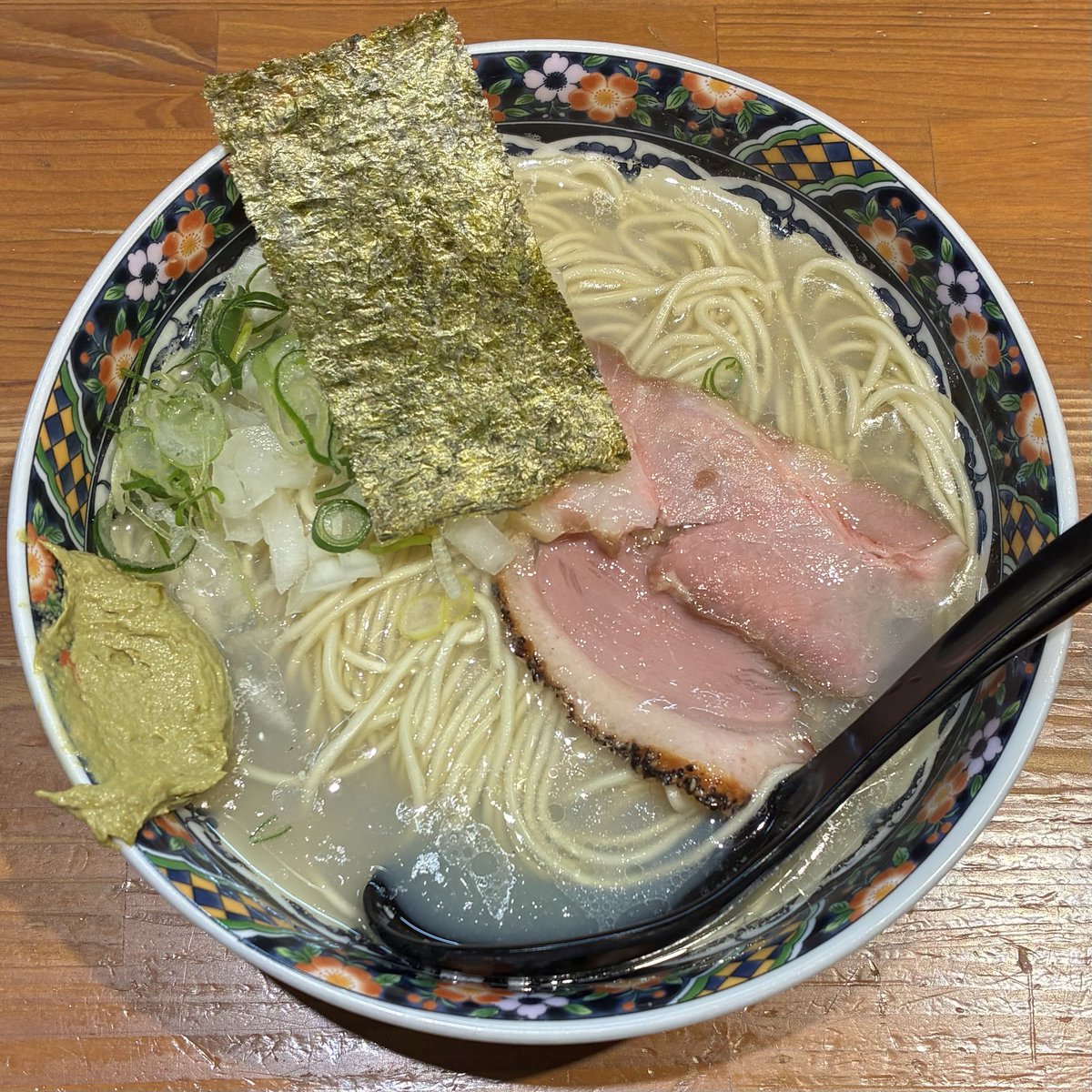 saepiiin's tweet photo. 一時帰国麺🍜

亀戸煮干中華蕎麦つきひ　@亀戸
▶︎博多地鶏とかきの塩蕎麦
▶︎雲丹と大葉の和え玉
銀座　篝　　　　　　　　@梅田
中華そば桐麺総本店　　　@十三 https://t.co/JArb5jgZ3q