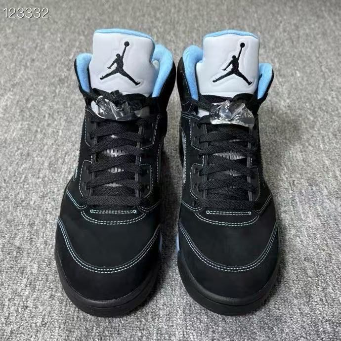 ksneakercom's tweet photo. First Look At Air Jordan 5 Black/University Blue 2026 DDD587-008. https://t.co/llcJ9uqyAB