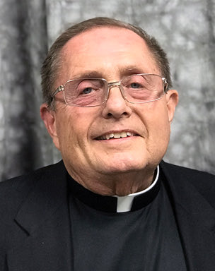 sbdcatholics's tweet photo. We pray for the eternal rest of Fr. John Hindman, retired priest of the diocese called home to God on Apr. 7. Fr. John ministered in 10 different parishes here between 1989 and his retirement in 2012, including pastor of Christ the Redeemer and St. Joseph, Big Bear. https://t.co/YGttv1iN7c
