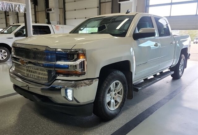 instaautoloans's tweet photo. 2018 #Chevrolet #Silverado 1500 LT 4X4 only $30,995 in St Albert, stock #JG245459 #ChevroletSilverado 1500 #StAlbert https://t.co/YNK7ZlKYhM https://t.co/aERV8O4B2w