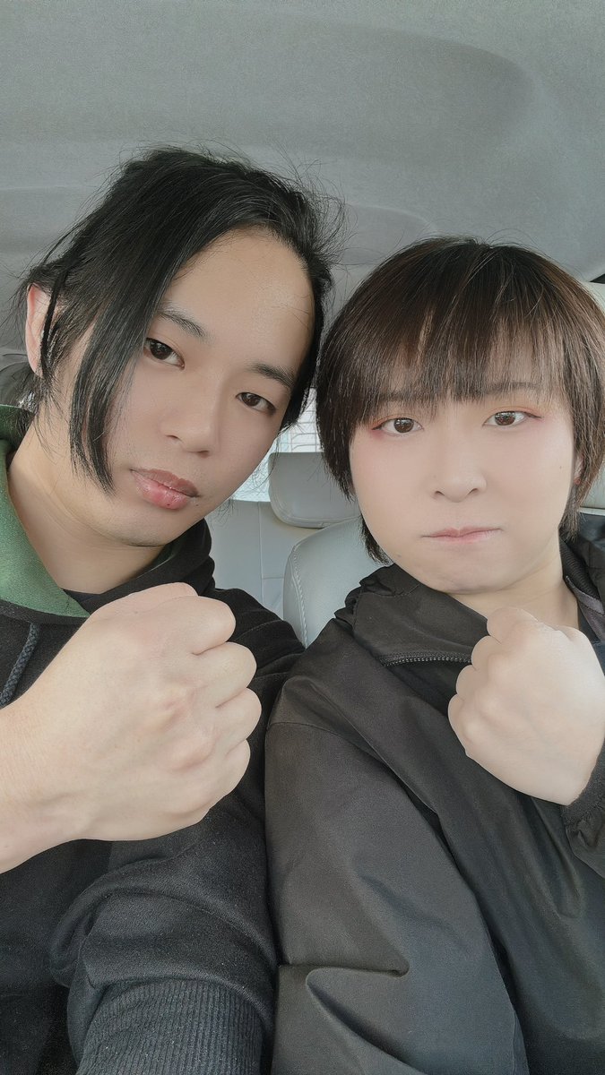 SpA_actor1010's tweet photo. 本番1日目！！
演者unit炊込飯 第六品目公演
「釜割って飯喰らえ」

鼓星は
ケタケタ笑ってます😆
(｀･н･´)ﾌﾟｸｰってしてます

満員御礼‼️
いっぱい見て欲しいです！
頑張ります！楽しみ💕 https://t.co/alKZGB2xRy