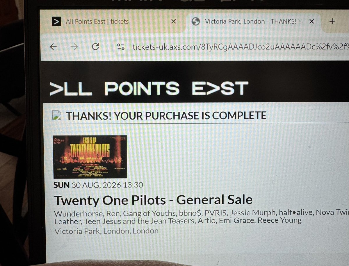 getupjohnnyboy8's tweet photo. When your hubby loves you so much and tells you we’re going to London to see @twentyonepilots! Love you so much baby @WestWarCo! 

#twentyonepilots #allpointseast #EASTisup https://t.co/CdnbqzVf9l