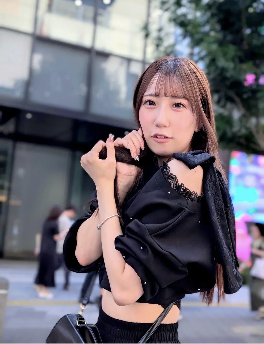 キトラ tweet media