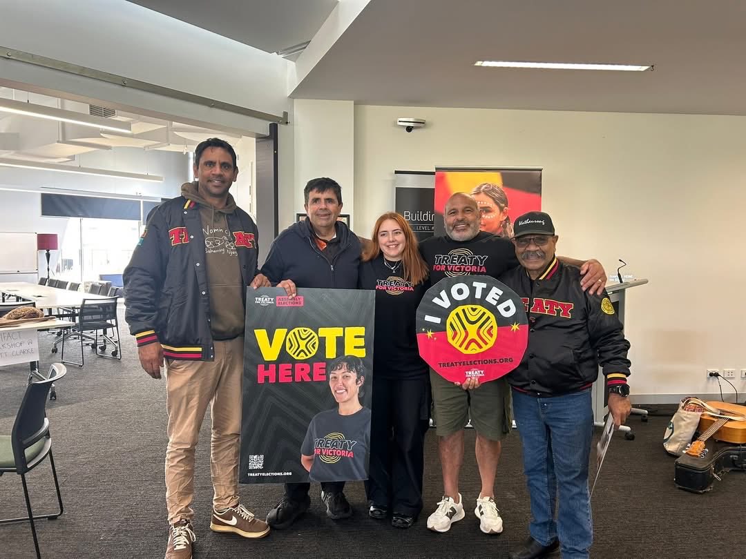 NATRAT42's tweet photo. 🚨 LAST CHANCE TO VOTE 🚨

This is it — the final opportunity to have your say in the First Peoples’ Assembly of Victoria Treaty elections.

Your voice matters. Your vote matters. Treaty matters.

I’m asking for your support to continue standing up for our mob, our communities, and our future.

Together, we can make sure our voices are heard loud and clear — and that Treaty delivers real outcomes for our people.

🗳️ Vote 1 Nathan Lovett-Murray South West 
For strong representation. For community. For our future.

Don’t miss this moment — voting closes soon.

Stand with me. Stand for Treaty.

https://t.co/bsUCGHZ0bM