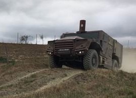 pascalbtr's tweet image. Le #Serval a entamé ses essais de roulement sur les pistes du centre  d’expertise et d’essais « Techniques terrestres » de la Direction  Générale de l’Armement à Angers, début septembre 2019.