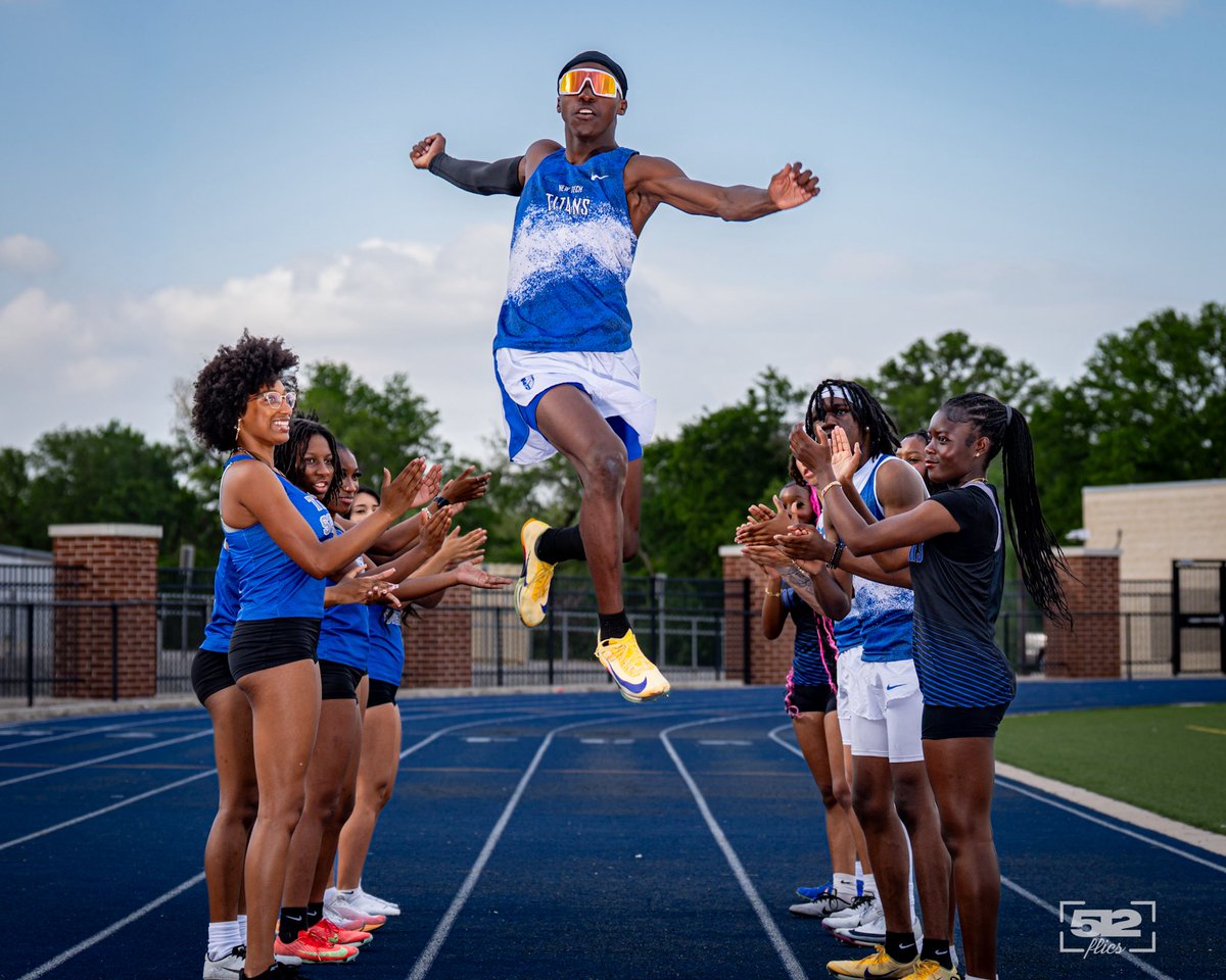 512flics's tweet photo. It’s been a hot minute since I posted on X! Here’s the latest for @ManorNewTech Track! https://t.co/cTkyM9itUe