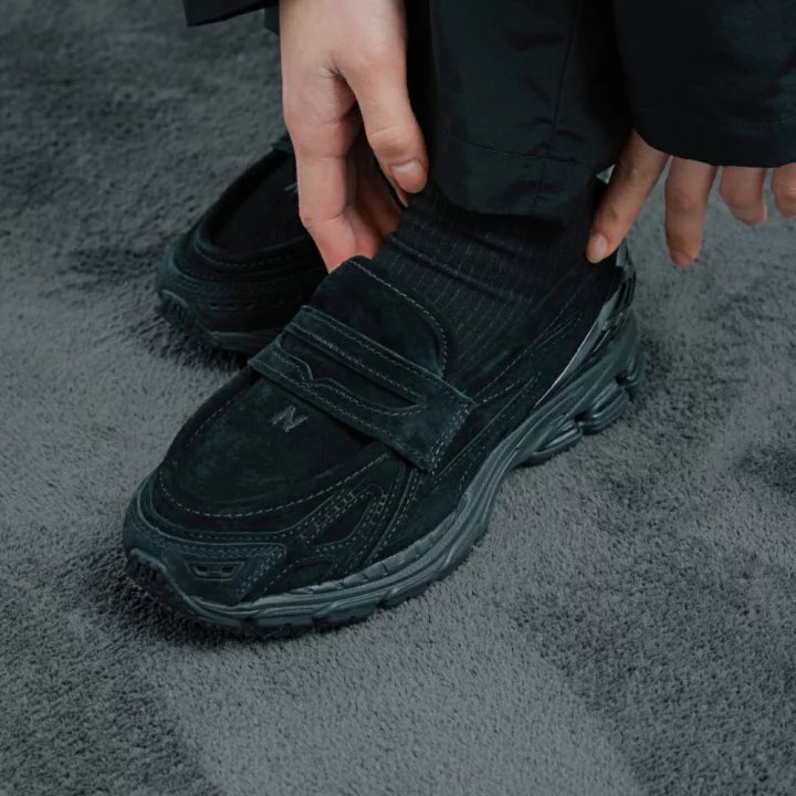 kutsu__________'s tweet image. やっぱりスニーカーローファーはNew balanceの形がドンピシャで好みだな…

U1906LNT New Balance