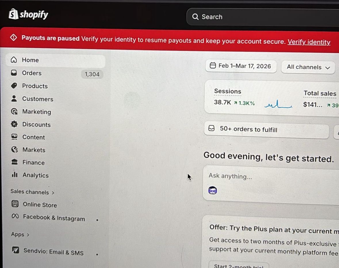 Robert Jones tweet media