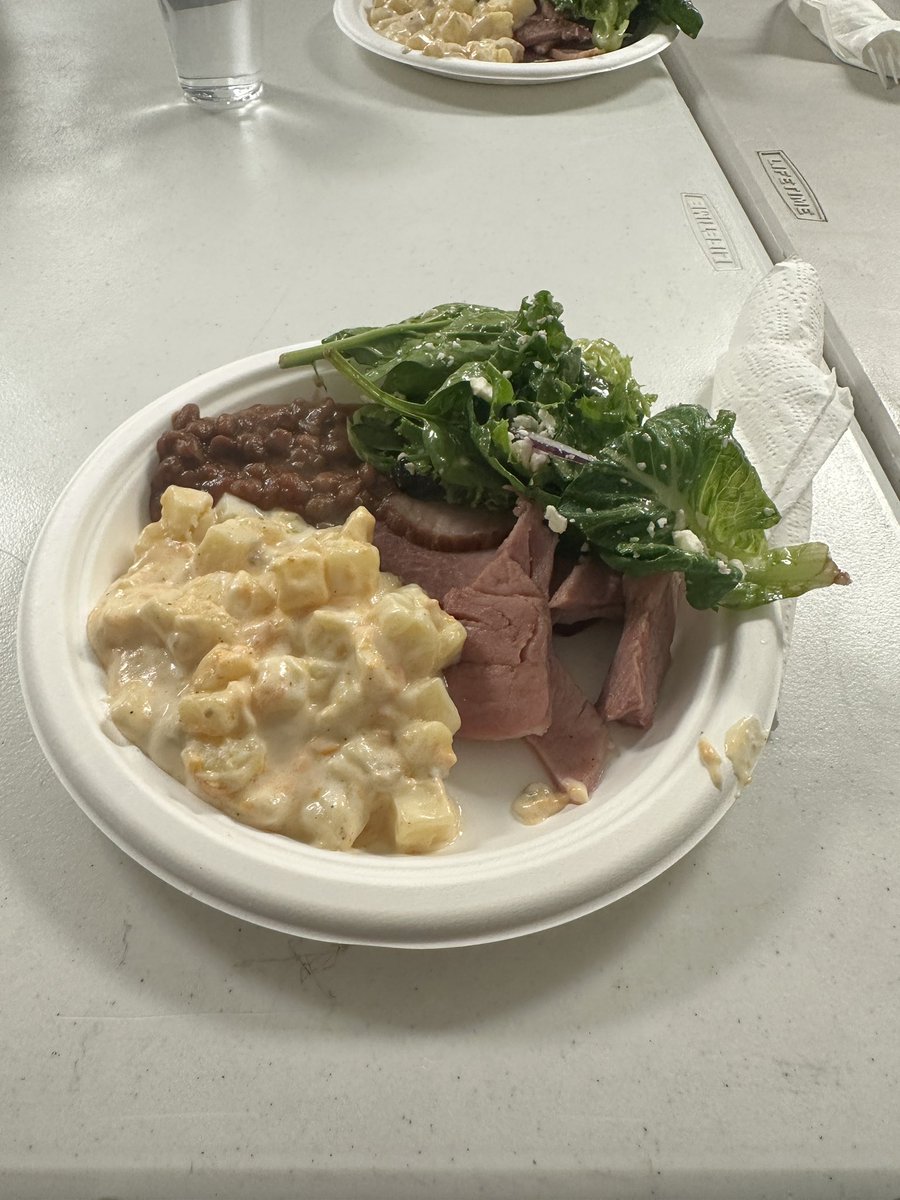 im eating this tweet media