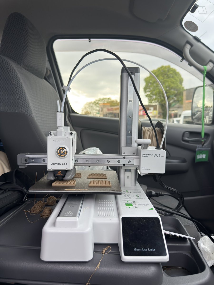 Hachitoari_BOTA's tweet image. A1miniはオススメ！
なぜなら車で移動しながら使えるから！