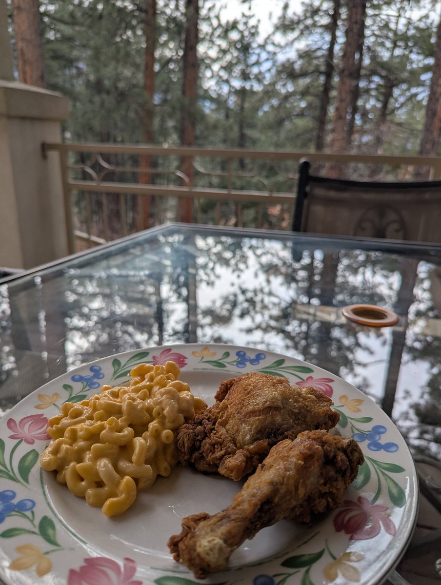 Forest Mommy🌲🗡💪🏹🌲🌲 tweet media