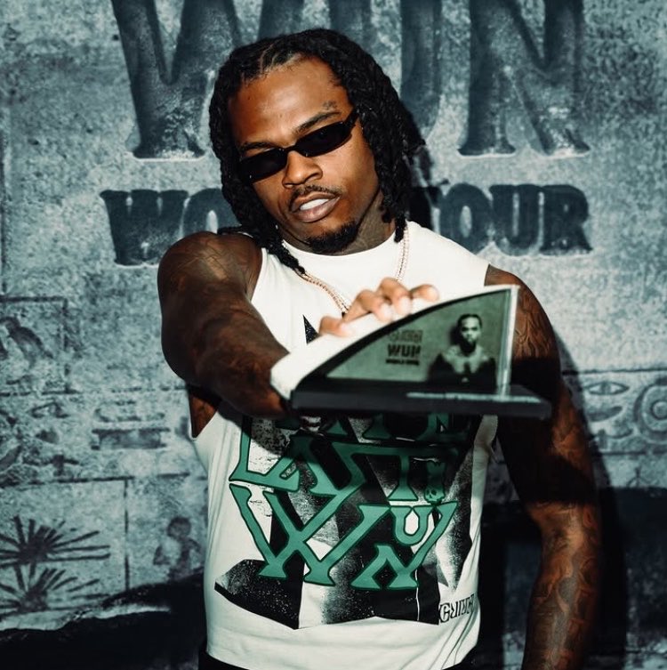 GUNNAFANDOM tweet media