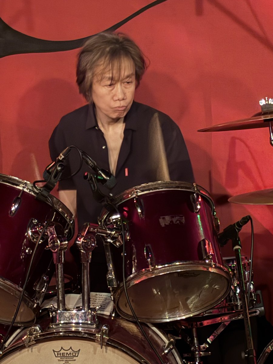 Layla ISM tweet media