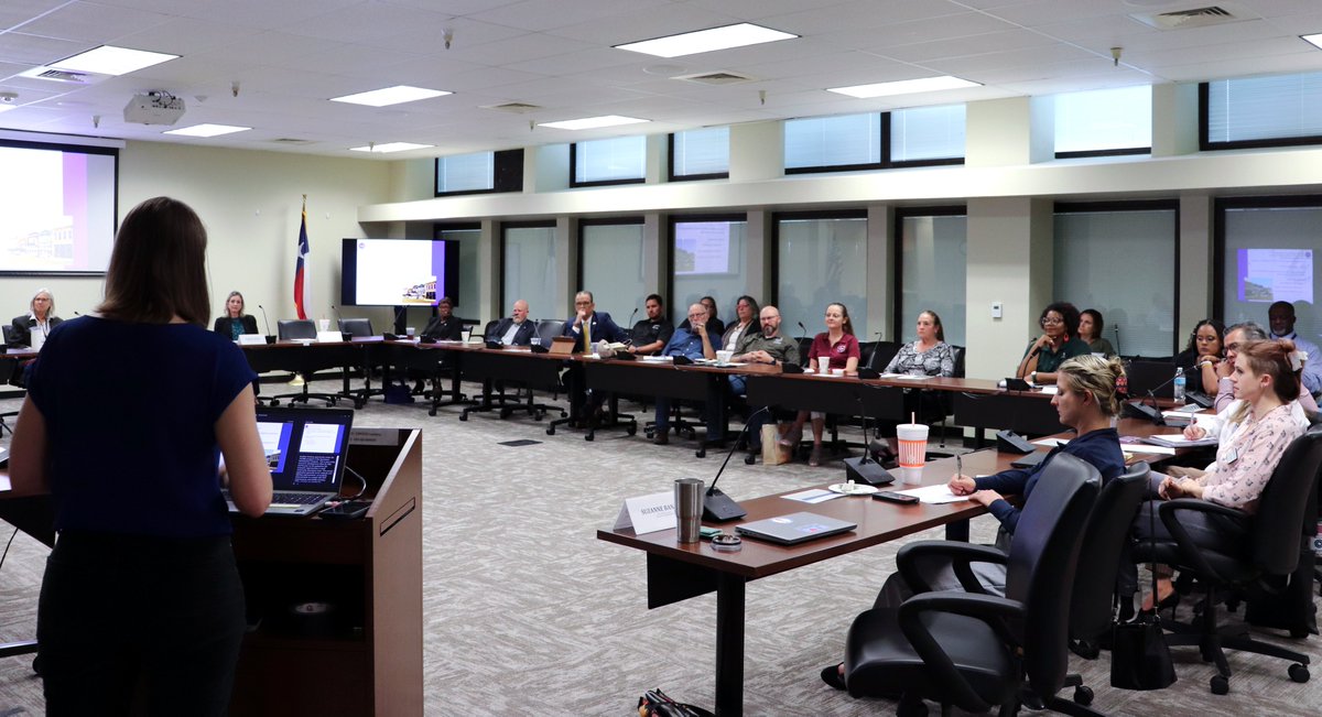 CAPCOGTX's tweet photo. Thanks to all the speakers who made CAPCOG's TxCDBG Regional Outreach &amp; Community Development Forum possible yesterday. It was a great event where communities could hear about the impacts of funding opportunities from @TexasDeptofAg. https://t.co/pheYRHhFkF